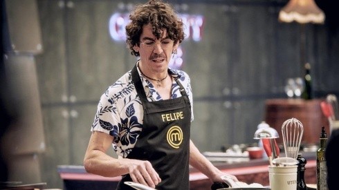 Felipe Ríos cocinando en Masterchef Celebrity.
