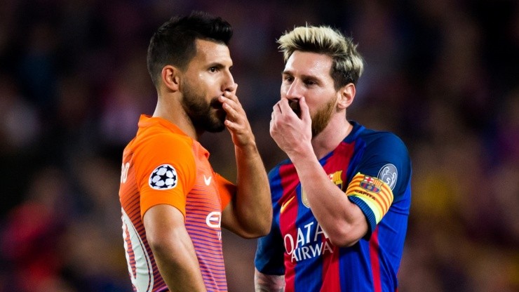 Sergio Agüero llegó a Barcelona para reunirse con Lionel Messi, pero hoy ni siquiera se sabe si el Kun podrá seguir jugando