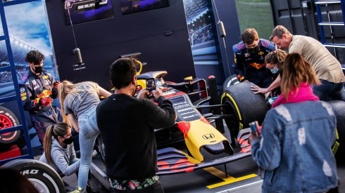 El simulador de Pit Stop de Red Bull nuevamente recorre Santiago y agenda dos puntos para estos días.