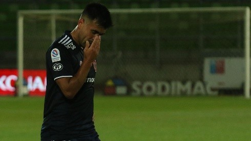 Gonzalo Espinoza se lamenta tras el empate de la U