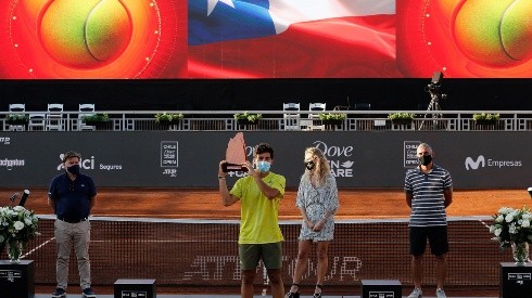 Cristian Garin defenderá el título en el ATP 250 de Santiago 2022 que se llevará a cabo en San Carlos de Apoquindo