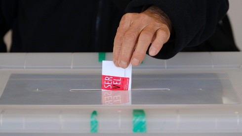 Los chilenos pueden votar desde las 8:00 hasta las 18:00 horas.
