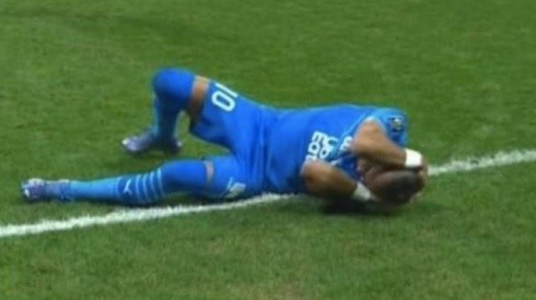 El hincha que provocó la suspensión del Marsella-Lyon tras un brutal botellazo a Dimtri Payet recibió un durísimo castigo y estará largo tiempo sin entrar a los estadios franceses.