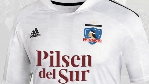 Así se ve en la camiseta el nuevo escudo de Colo Colo que propone el diseñador Francisco Escudero.