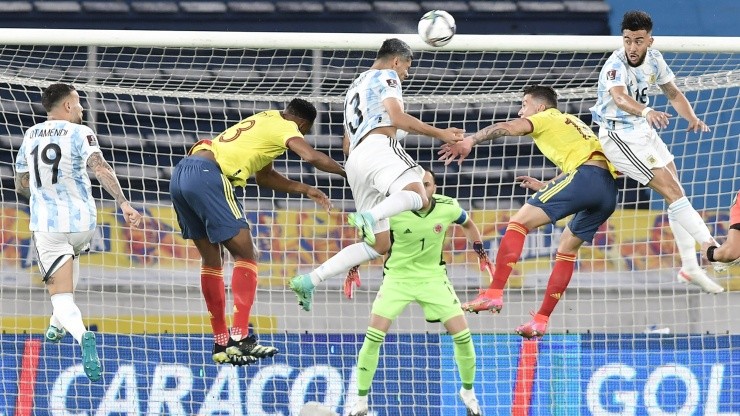 Cristian Cuti Romero Tottenham Eliminatorias Qatar 2022