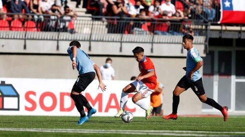 El partido e la Roja sub 20 ante su similar de Uruguay se disputó a las 18.00 horas en el sintético de La Calera
