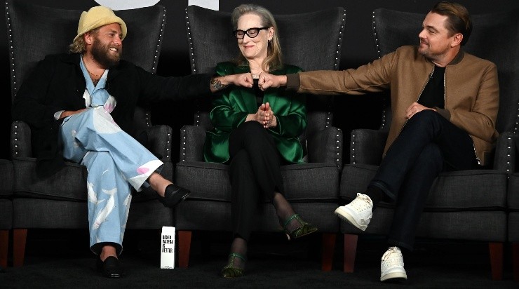 Jonah Hill, Meryl Streep y Leonardo DiCaprio en la conferencia de presentación de 
   No Miren Arriba.