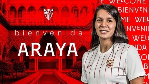 Karen Araya es presentada como nuevo refuerzo del Sevilla Femenino para la temporada 2022.
