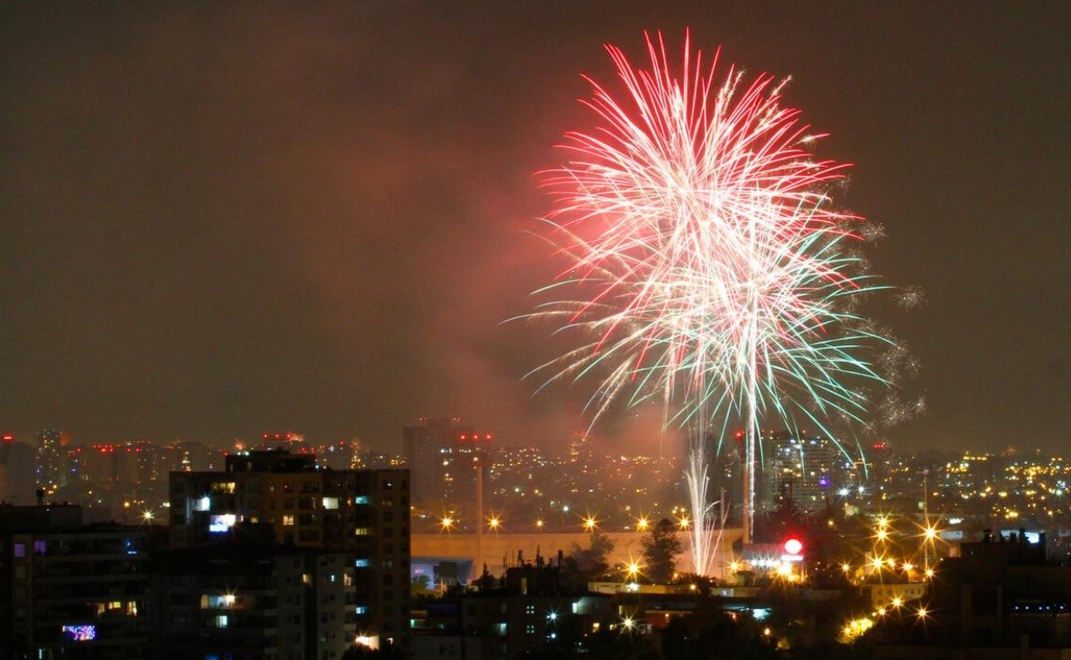 Fuegos Artificiales en Santiago ¿Cómo y dónde ver los fuegos