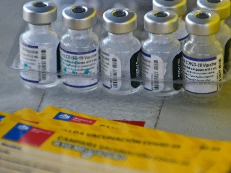 ¿Quiénes se pueden vacunar con cuarta dosis la próxima semana del 17 al 23 de enero?