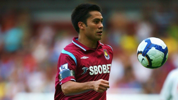 Luis Jiménez y Javier Margas son los dos chilenos que vistieron la camiseta del West Ham United