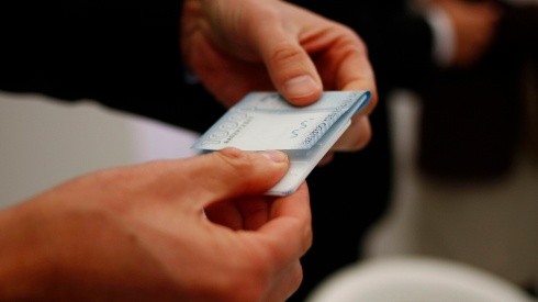 Banco Central inicia distribuci�n de Identificador de Billetes para personas no videntes