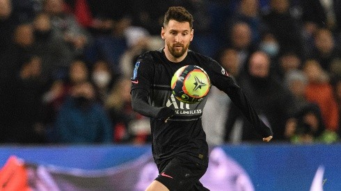 Messi no aguantó las críticas por su partida a Francia.