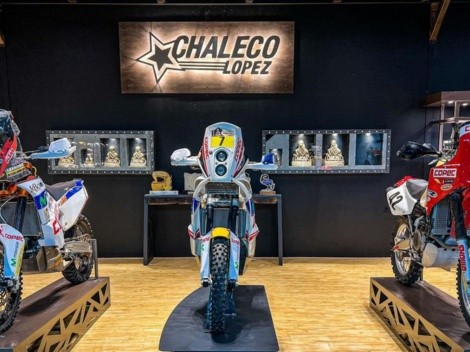 Chaleco López inaugura museo tras ser tricampeón del Dakar