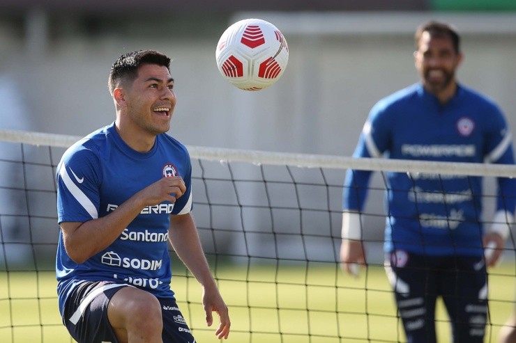 Tomás Alarcón suma nueve partidos y no tiene goles por la selección chilena