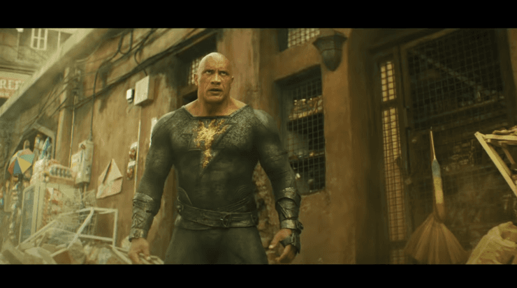 Nuevo vistazo de Black Adam con su traje negro.