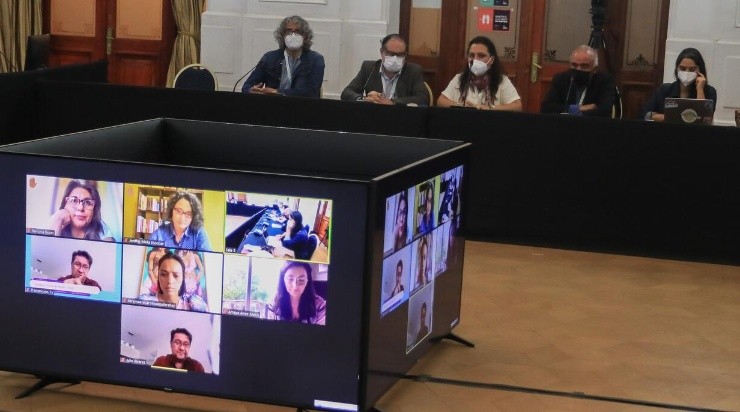 La Convención Constituyente sigue trabajando en el exCongreso (AGENCIA UNO).