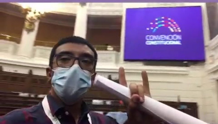 Andy Zepeda se dirigió a la Convención Constitucional para explicar su propuesta