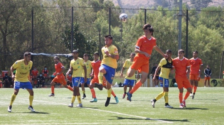 Cobreloa hizo su pretemporada en Santiago, lo que le permitió disputar amistosos antes varios equipos de la zona