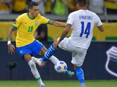Raphinha es seria duda en Brasil para enfrentar a Chile