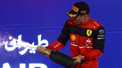 Leclerc festeja el triunfo en el inicio de año de la Fórmula 1
