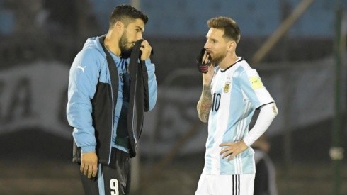Luis Suárez y Lionel Messi tras un 0-0 bastante gris camino a Rusia 2018.