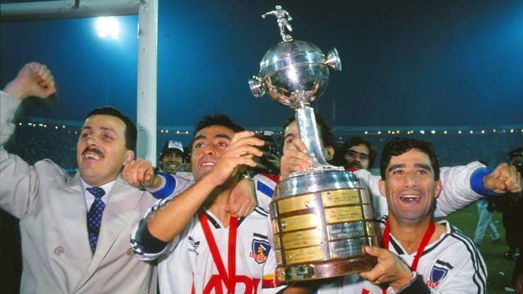 Colo Colo celebró treinta años de la obtención de la única Copa LIbertadores de la historia del fútbol chileno