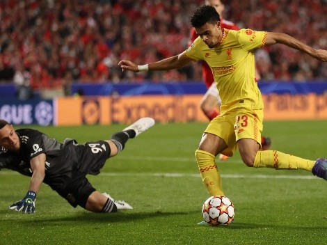 Liverpool pone un pie en las semis tras triunfo ante el Benfica