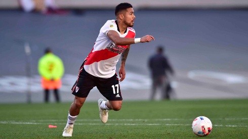 Paulo Díaz puede mover su posición para la visita de River Plate a Colo Colo