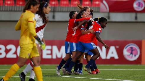 Mary Valencia y la alegría por su primer gol con la Roja Fem Sub 20