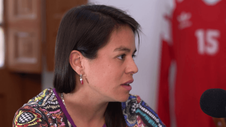 En Primera Ronda también conocimos el otro lado de la jugadora de Universidad de Chile, Montserrat Grau, comentando partidos del fútbol europeo en Star+.