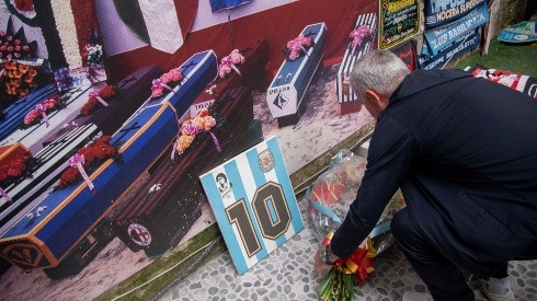 Mourinho recordó a Maradona en Nápoles