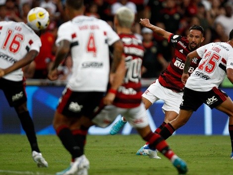 En Brasil no descartan que Isla se quede en Flamengo tras su golazo