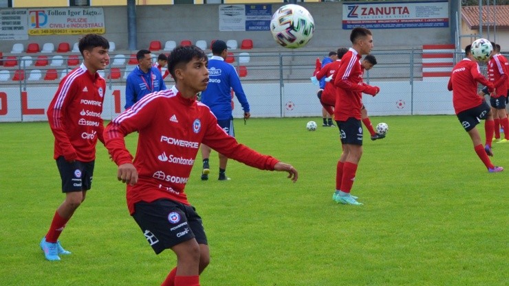 La selección chilena Sub 15, con jugadores nacidos en 2007 y 2008, tendrá su primer apretón internacional