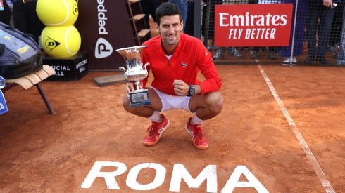 Novak Djokovic campeón del Masters 1000 de Roma: victoria contra Tsitsipas en la final.