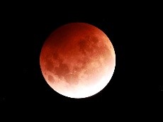 Luna Roja: ¿A qué hora y dónde ver el Eclipse Lunar 2022?