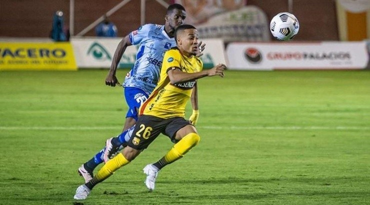 Santos quiere llevarse a Castillo en julio.