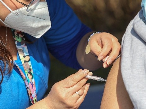 ¿Quiénes pueden vacunarse esta semana con la Cuarta Dosis?