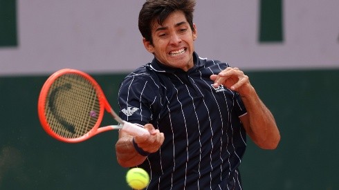 Garin ganó y avanzó a tercera ronda en Roland Garros.