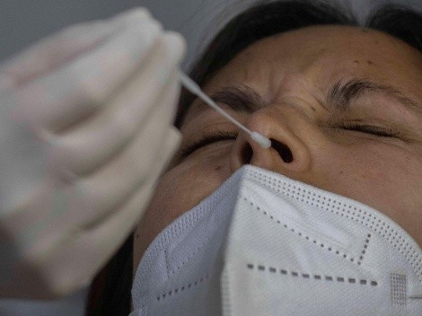 Covid-19 | Chile es el tercer país de altos ingresos con mayor porcentaje de exceso de muertes por la pandemia