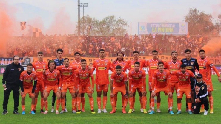 Cobreloa estuvo acompañado por una multitud de hinchas en su visita a Santiago Morning en La Pintana