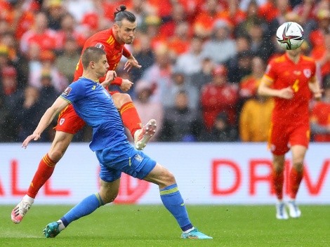 Zapatazo de Bale genera el autogol que mete a Gales en el Mundial