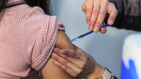 ¿A quiénes les toca vacunarse este viernes 24 de junio?