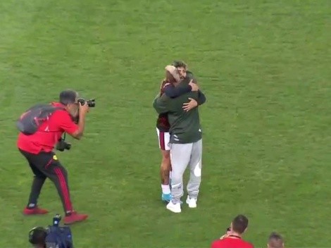Gabigol le da la bienvenida a Vidal en Flamengo