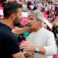 El cariñoso reencuentro de Van Nistelrooy con Manuel Pellegrini