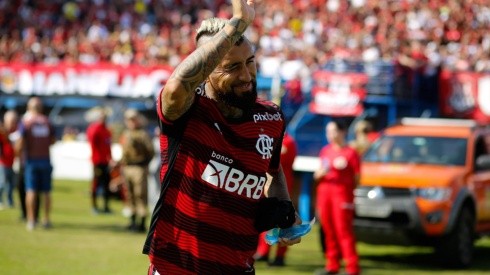 Arturo Vidal suma sus primeros minutos con el Flamengo