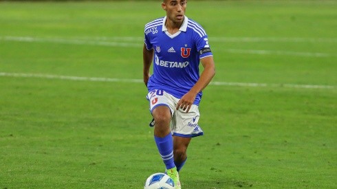 Lucas Assadi registra 502 minutos por la Universidad de Chile en el Campeonato Nacional 2022.