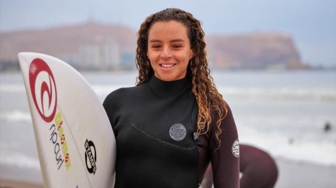 Lorena Fica, surfista