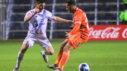 Cobreloa no pudo llevarse una victoria de su visita a Deportes Santa Cruz y Magallanes parece inalcanzable en el liderato de la Primera B