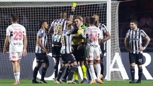 Sao Paulo derrotó a Ceará con el arbitraje de Piero Maza en la Copa Sudamericana.